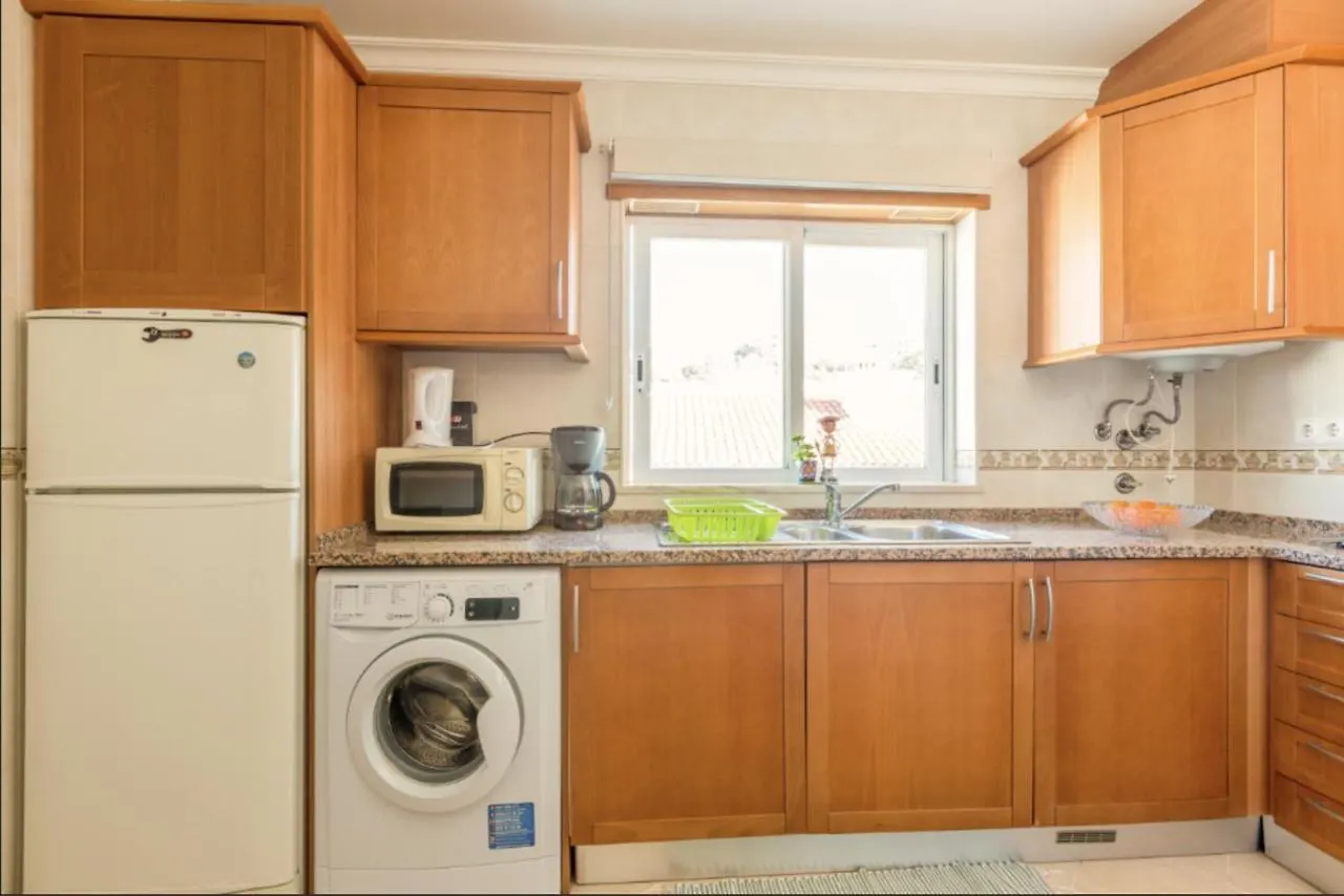 Albufeira Old Town Two Bedroom Apartment Center