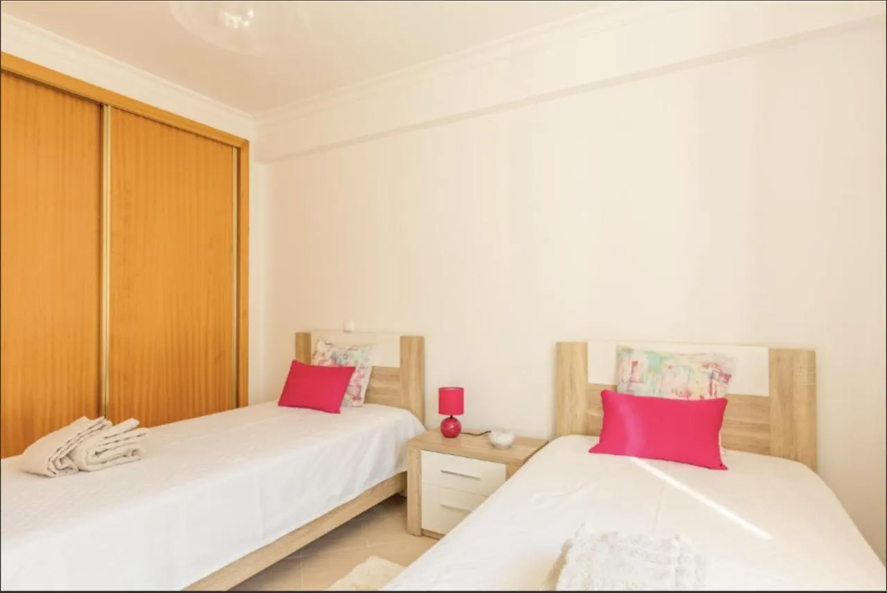 Albufeira Old Town Two Bedroom Apartment Center