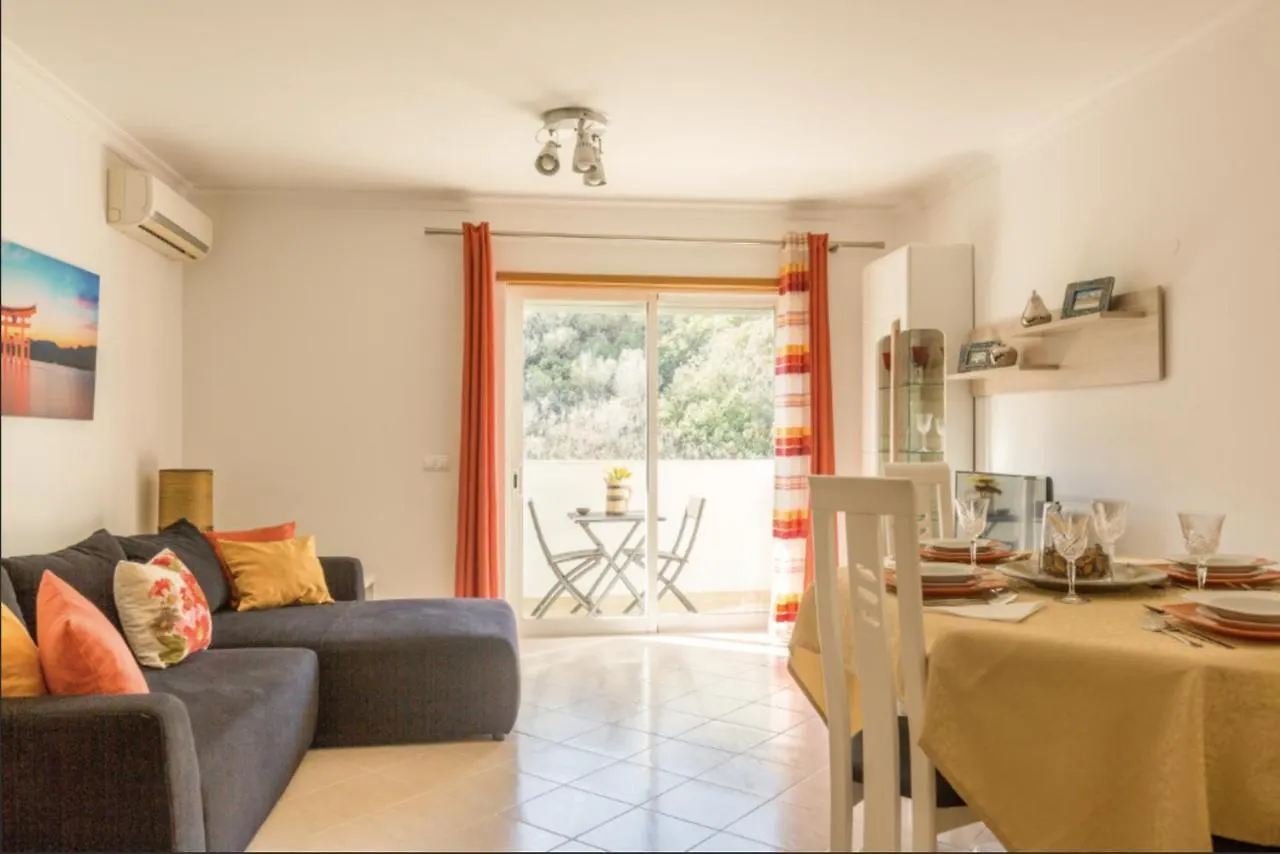 Albufeira Old Town Two Bedroom Apartment Center