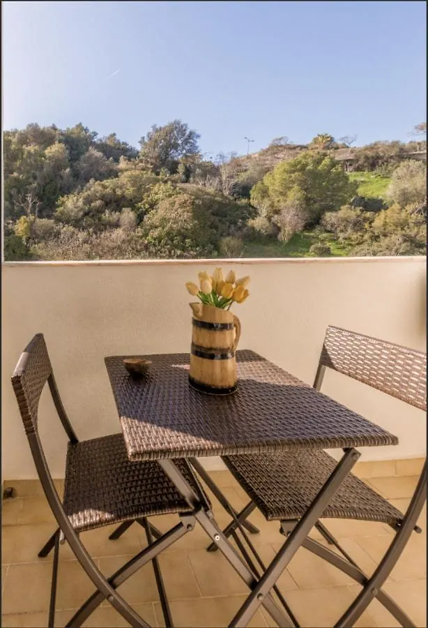 Albufeira Old Town Two Bedroom Apartment Center 0*,  Portugal