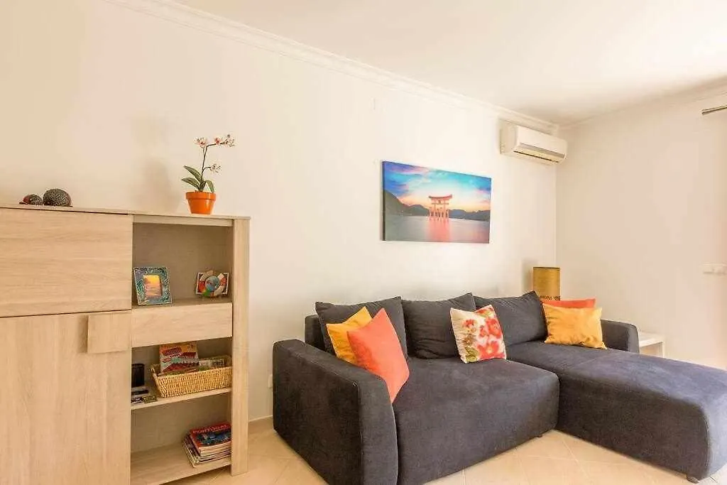 Albufeira Old Town Two Bedroom Apartment Center 0*,  Portugal
